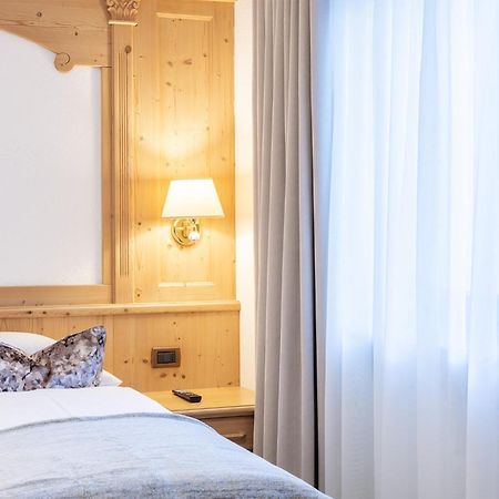 Hotel Arkadia - "Adults Only" Corvara Zewnętrze zdjęcie