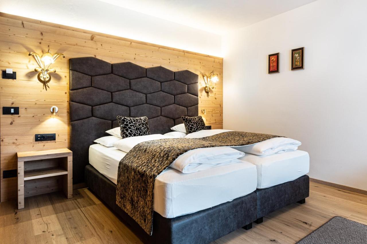 Hotel Arkadia - "Adults Only" Corvara Zewnętrze zdjęcie