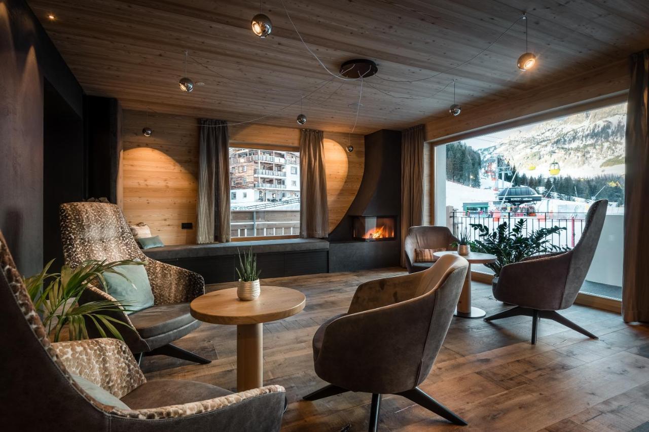 Hotel Arkadia - "Adults Only" Corvara Zewnętrze zdjęcie