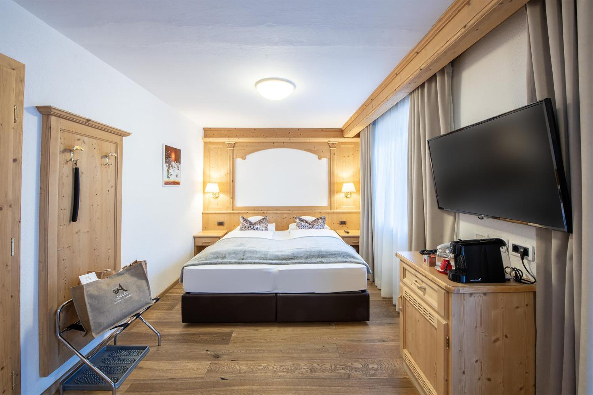 Hotel Arkadia - "Adults Only" Corvara Zewnętrze zdjęcie