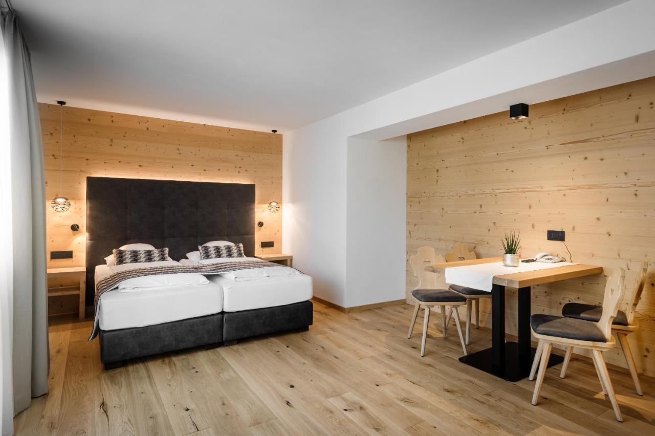 Hotel Arkadia - "Adults Only" Corvara Zewnętrze zdjęcie